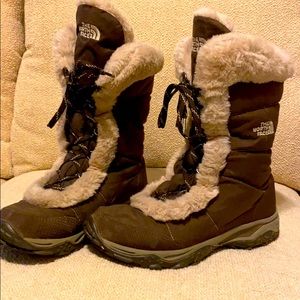 Brown winter boots